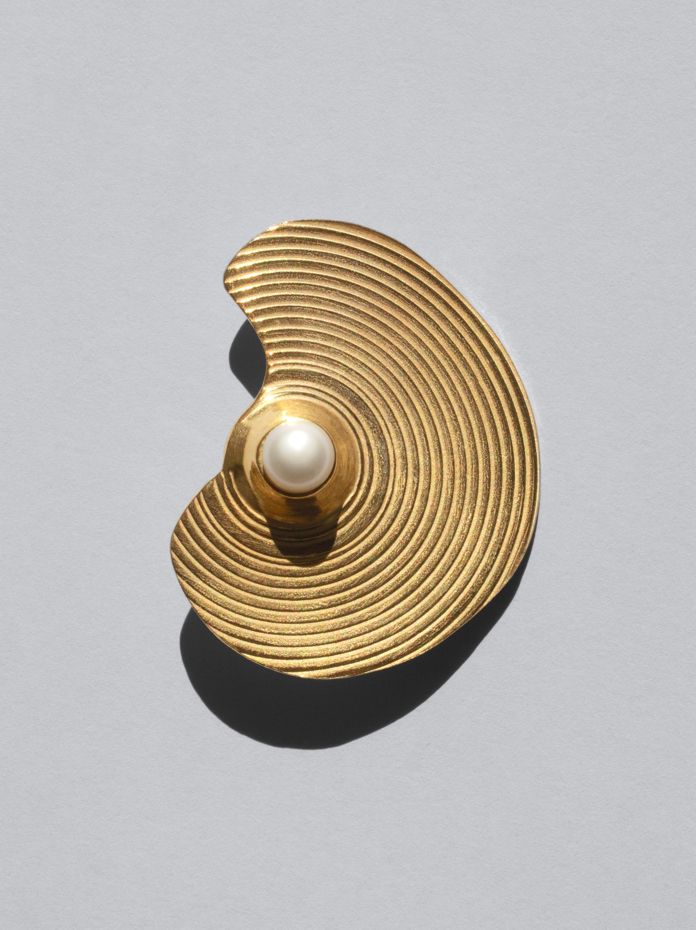 Spira Brooch – Paula Vieira Jewellery