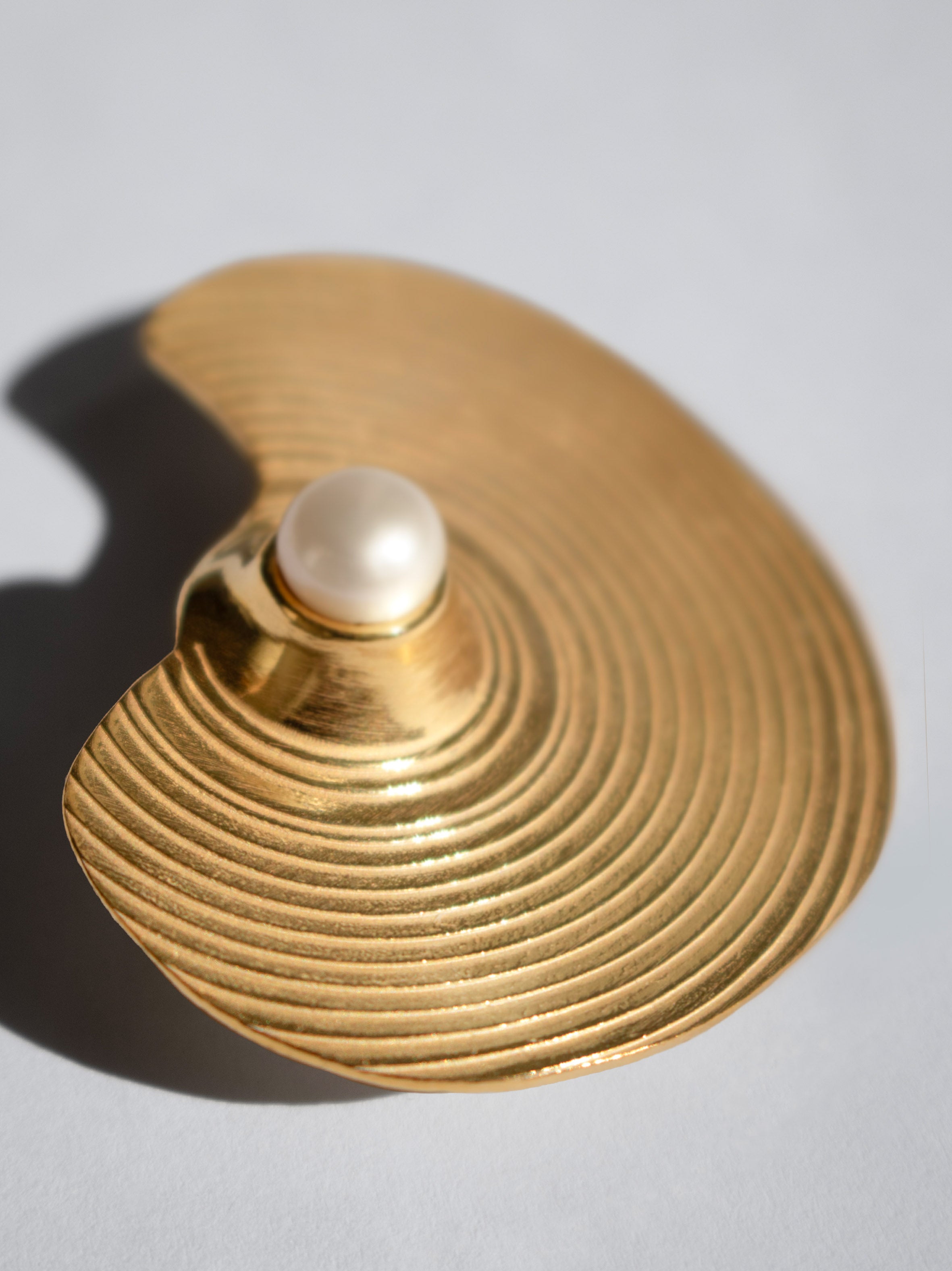 Spira Brooch – Paula Vieira Jewellery