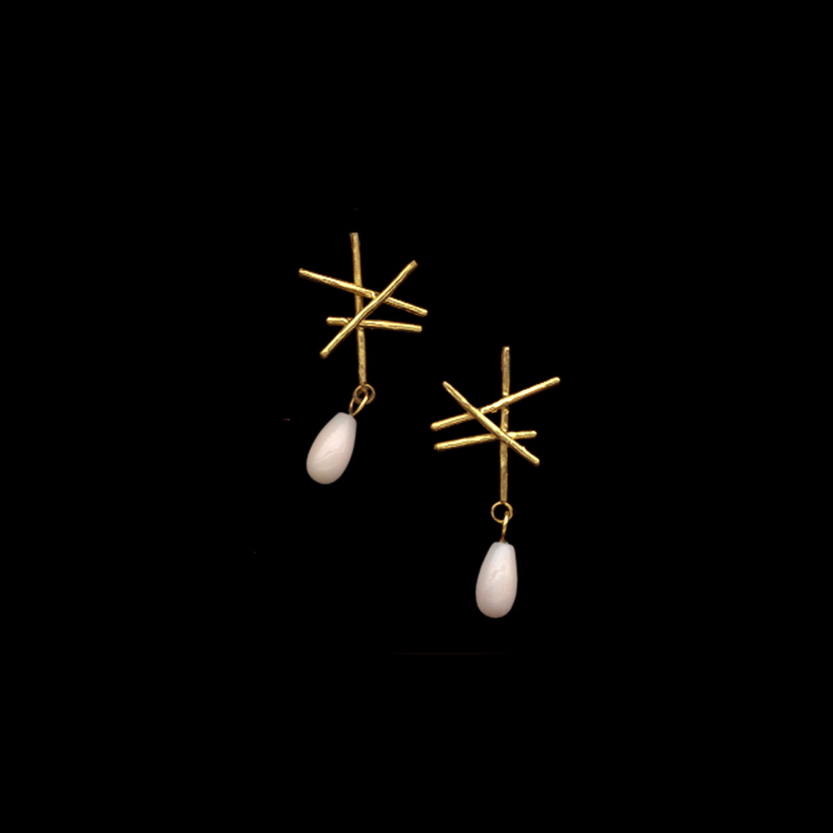 Paula Vieira Jewellery 19.2k Gold Earrings and Pink Coral