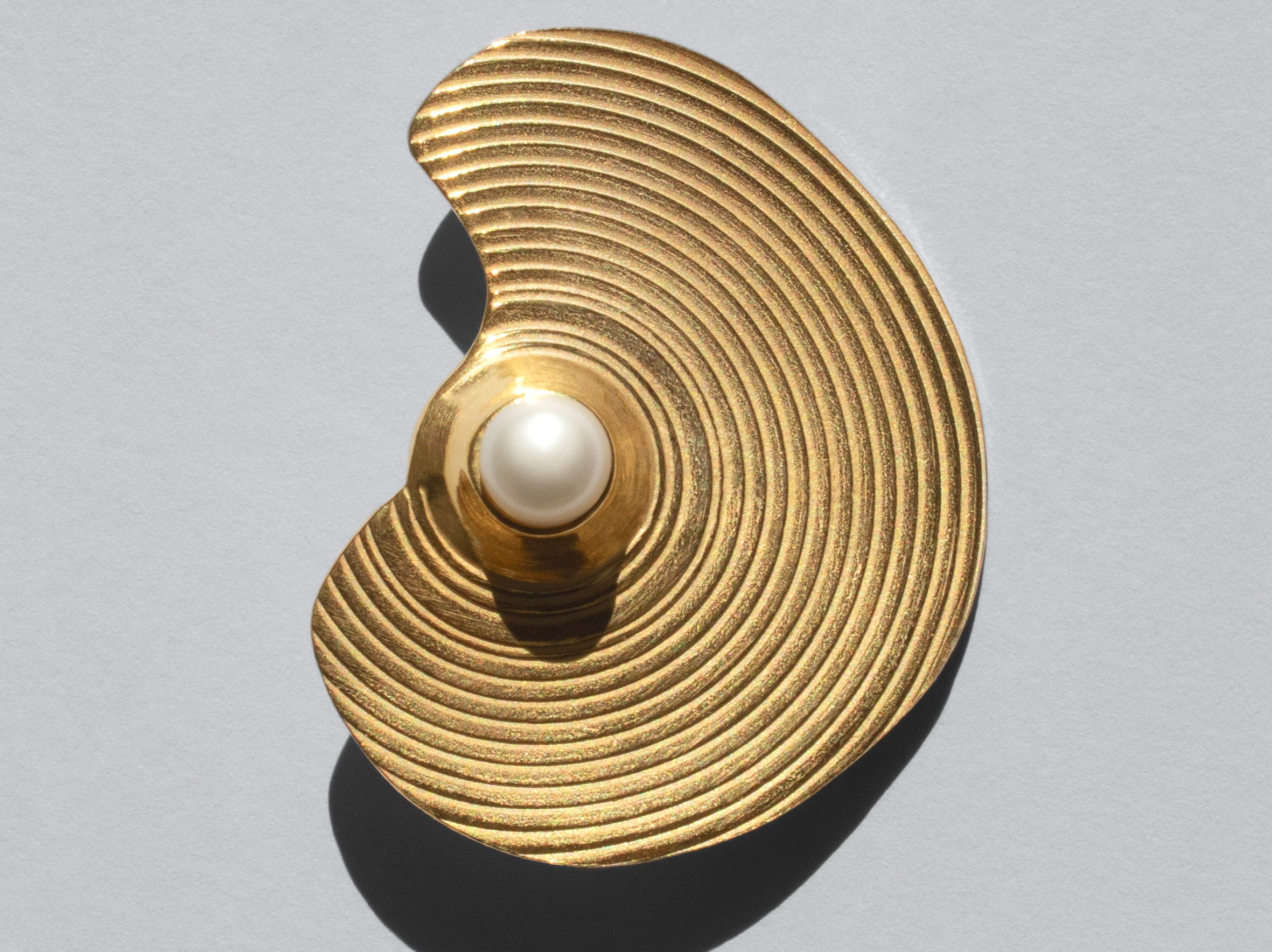Spira Brooch – Paula Vieira Jewellery