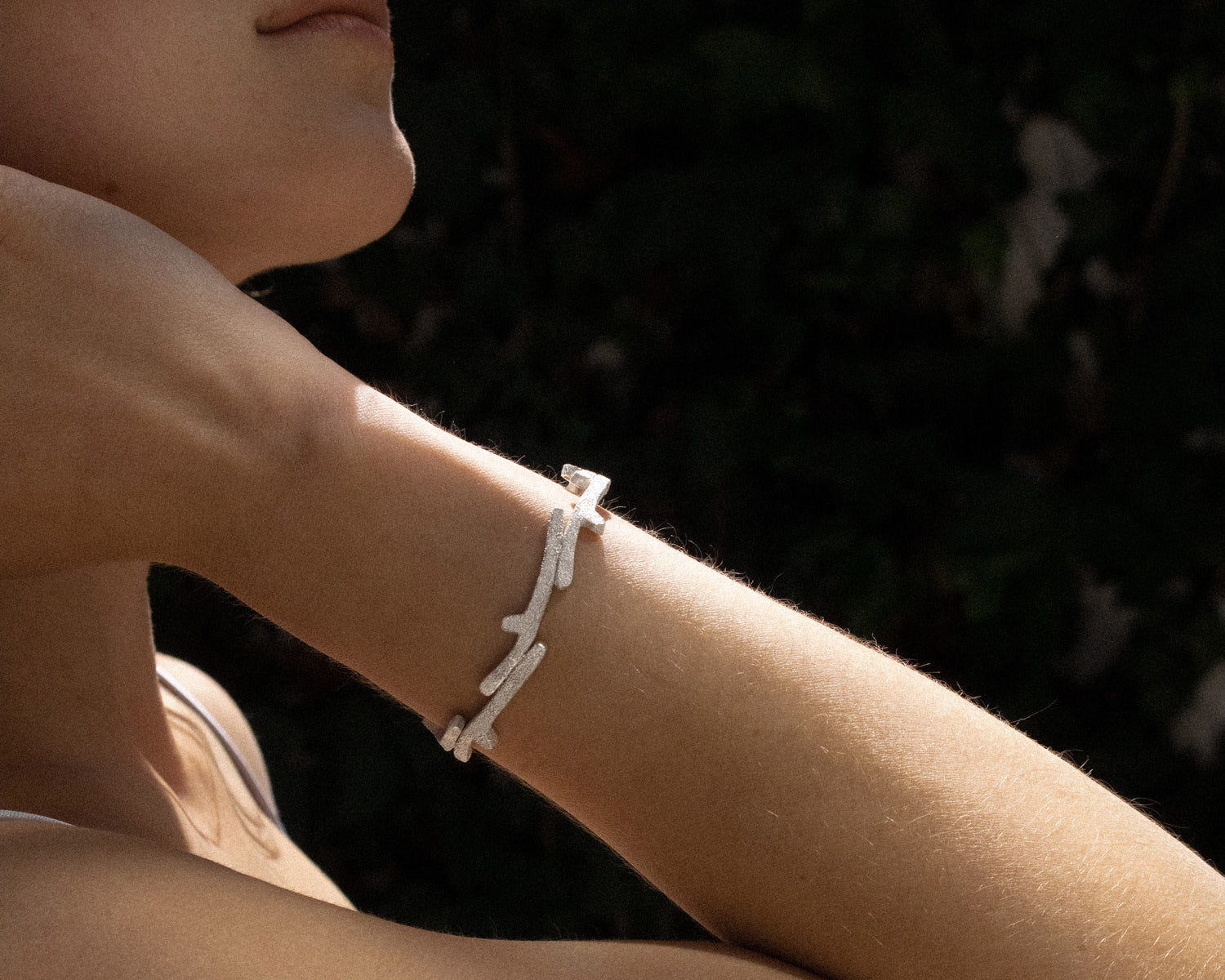 Flora · Oval Open Bracelet