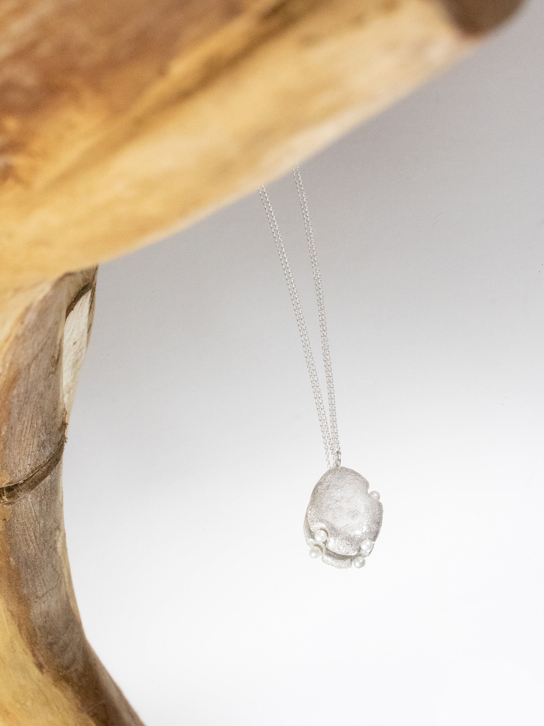 Drops Pendant with Pearls – Paula Vieira Jewellery