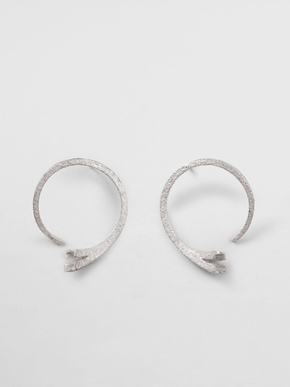 Paris Dame de Fer II Earrings – Paula Vieira Jewellery