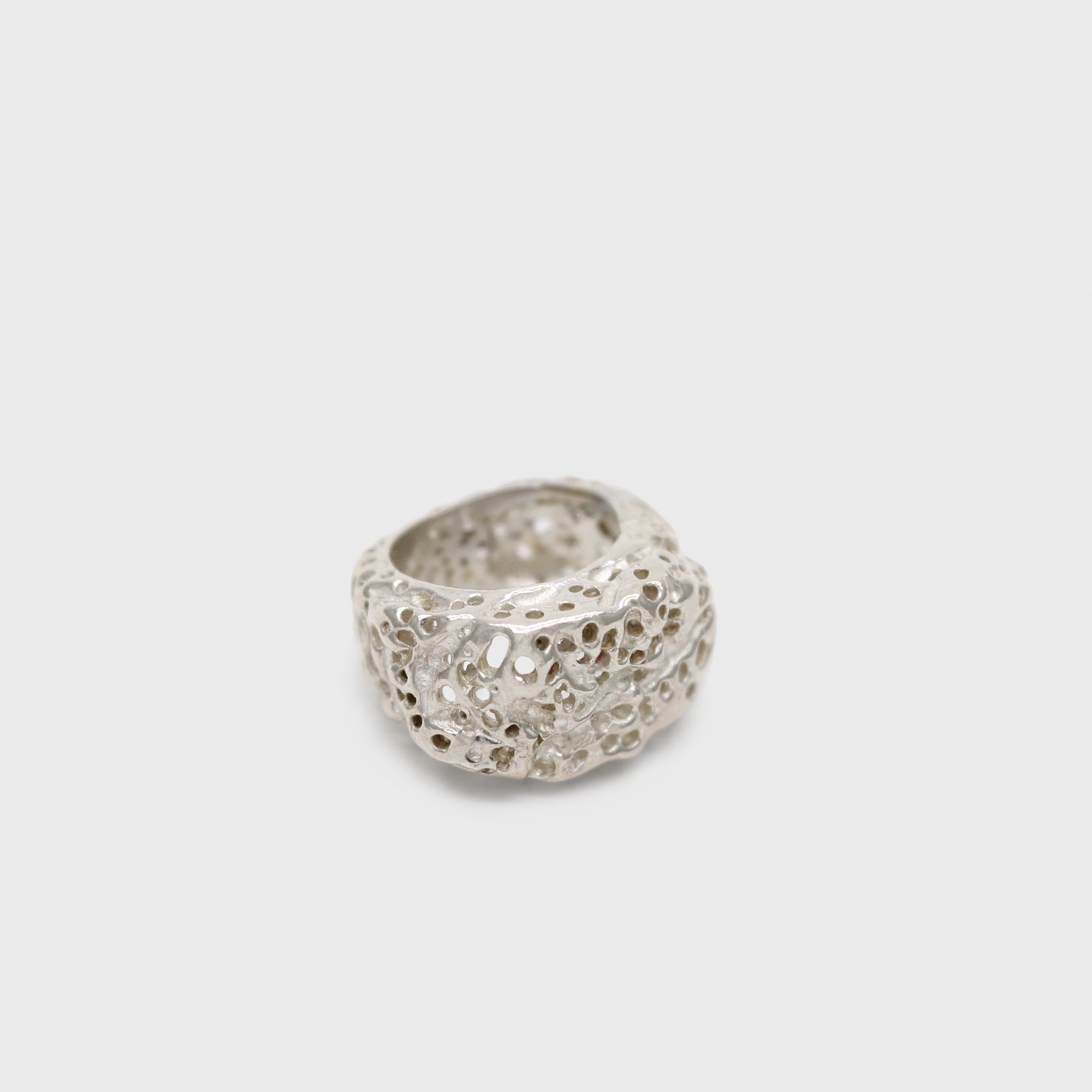 Vulcana Wave Ring II – Paula Vieira Jewellery