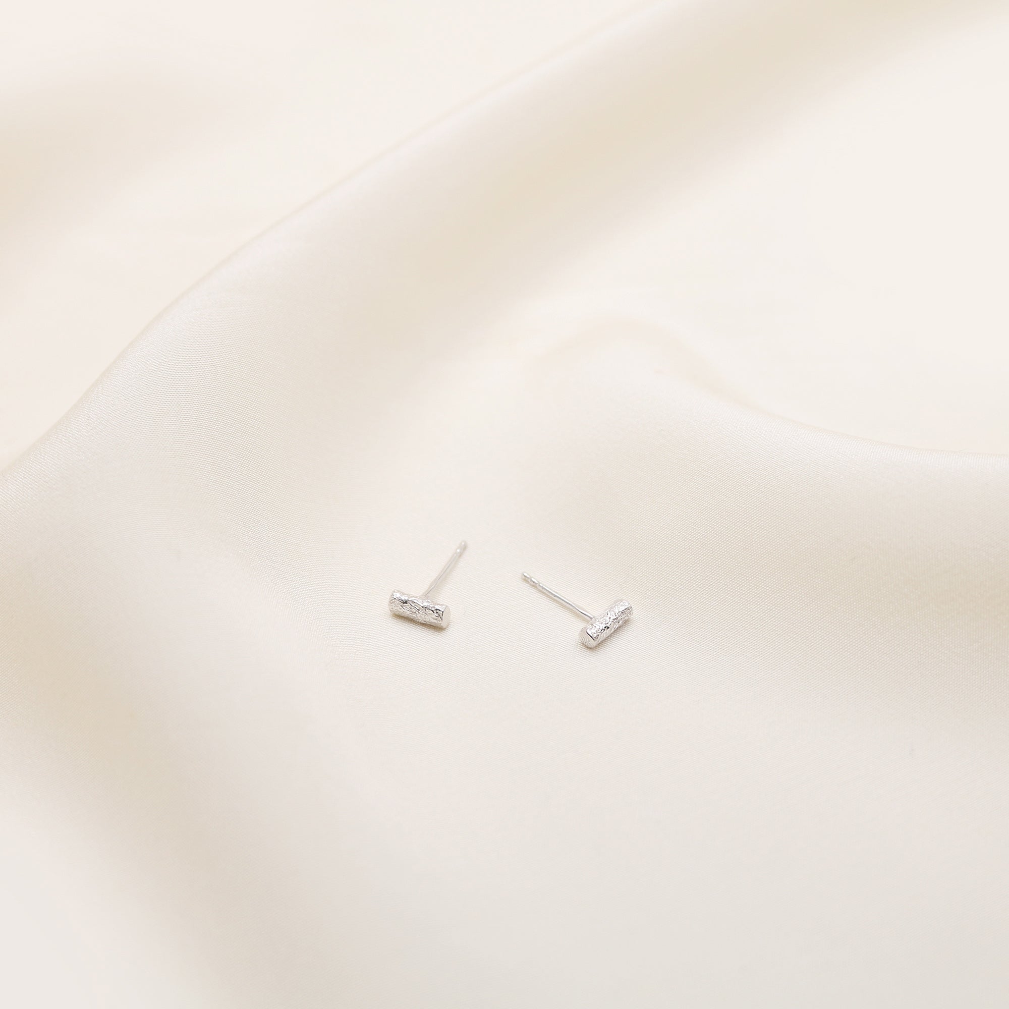 Wabi Mini Mini Earrings – Paula Vieira Jewellery